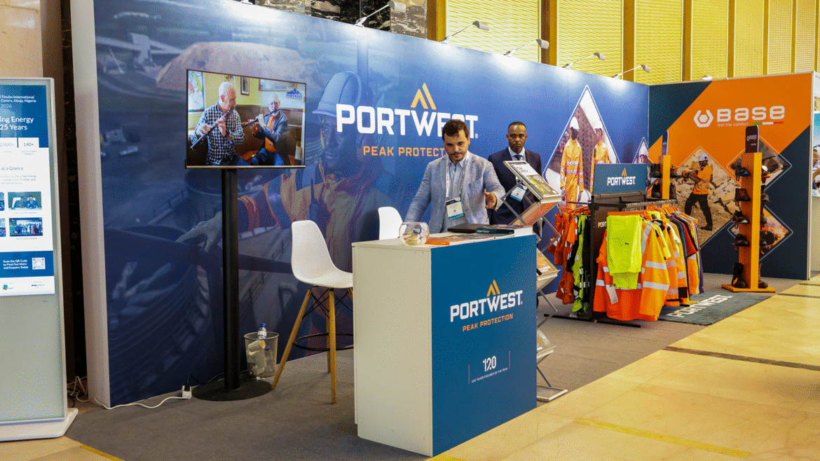 STANDS PERSONALIZADOS2